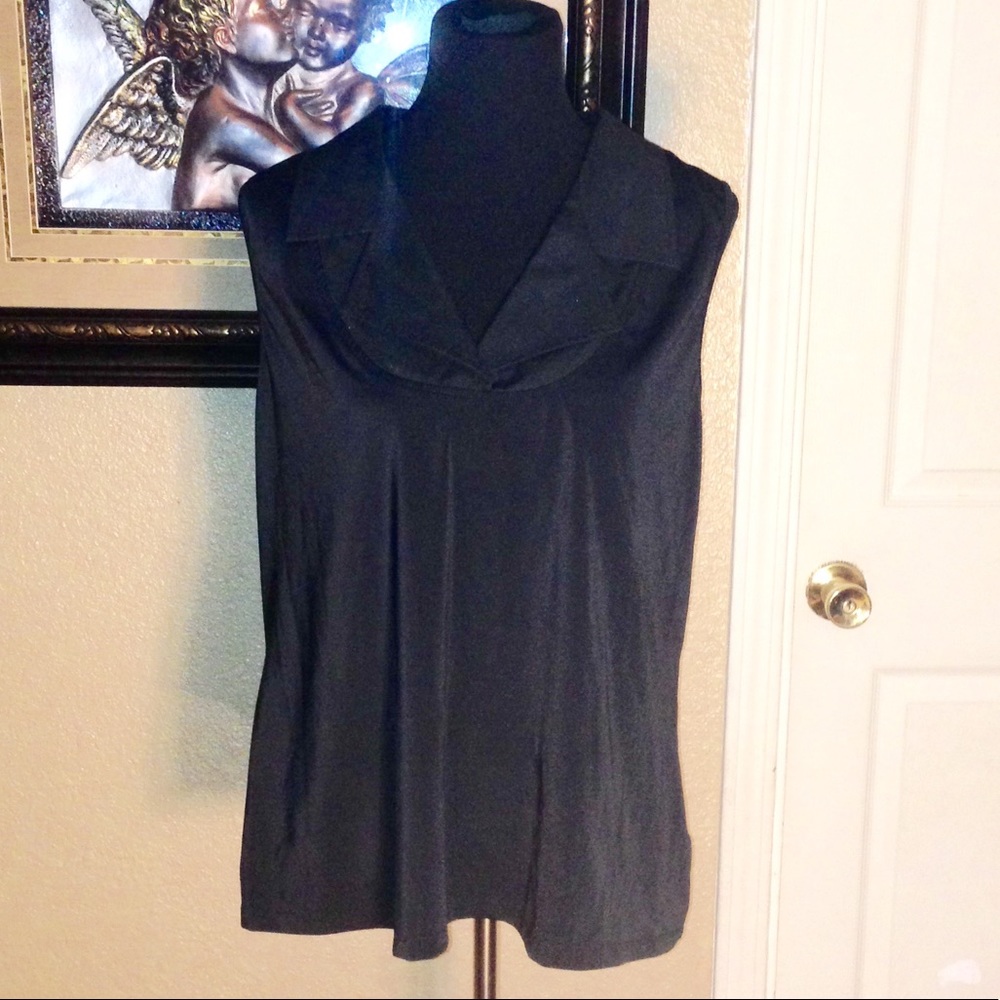 2/$20 sale Distract ease notch collar camisole
